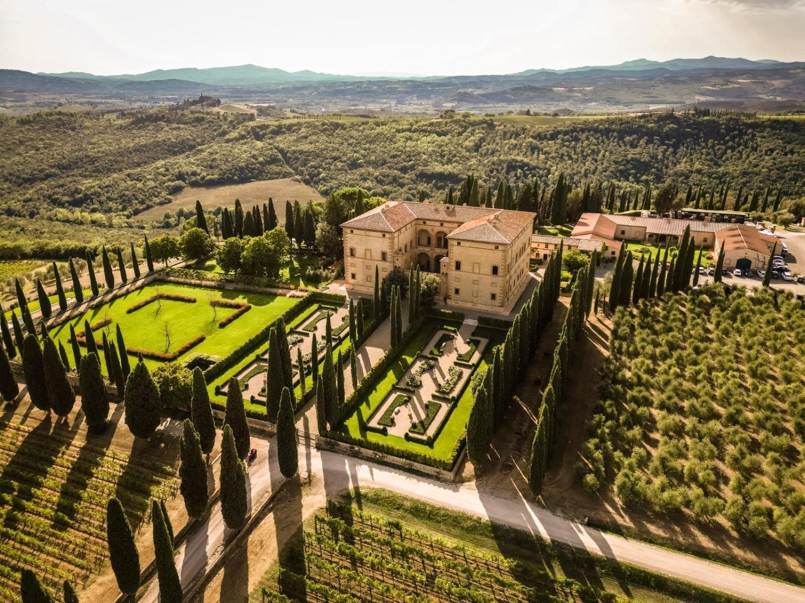 Argiano Dimore Wine Relais Bagian luar foto