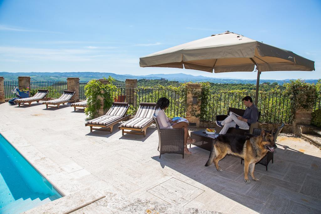 Argiano Dimore Wine Relais Bagian luar foto