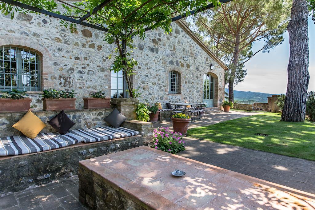 Argiano Dimore Wine Relais Bagian luar foto