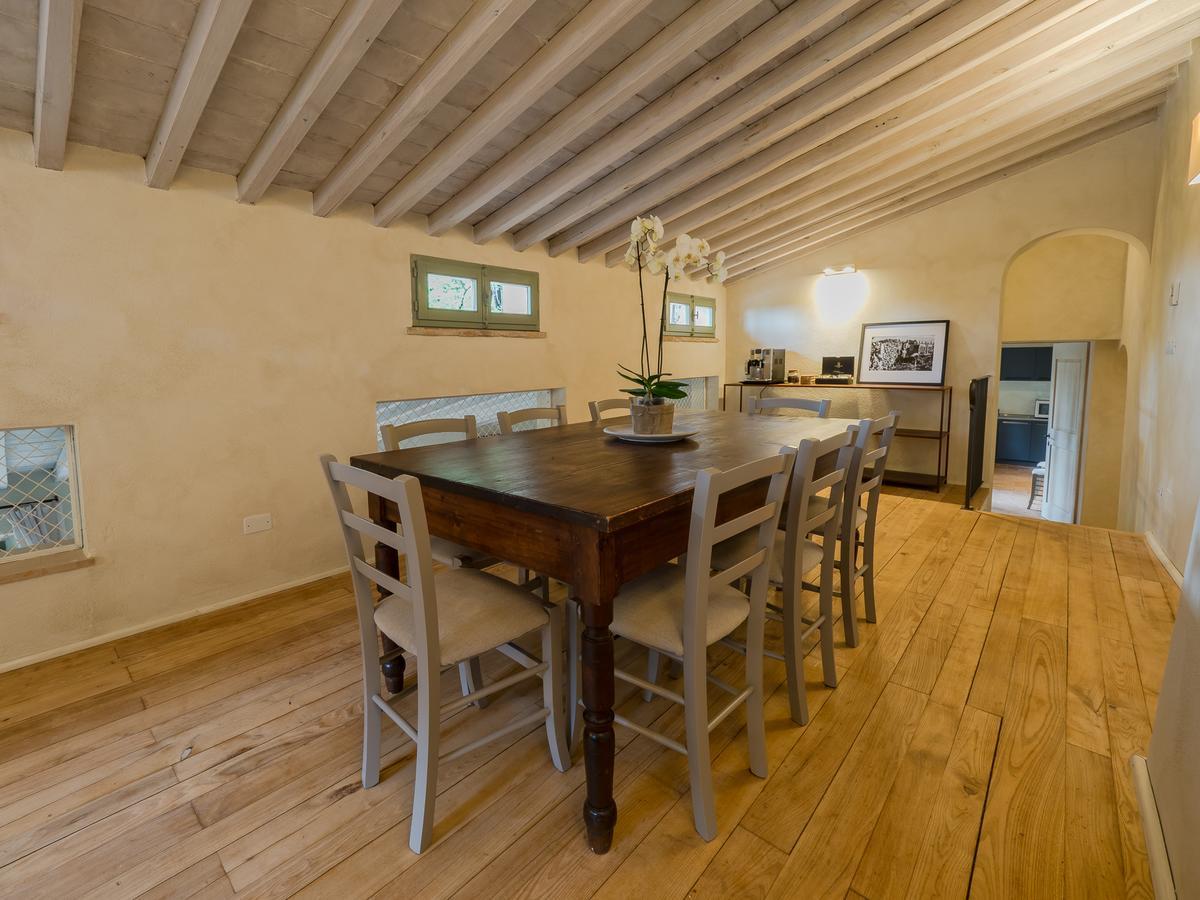 Argiano Dimore Wine Relais Bagian luar foto
