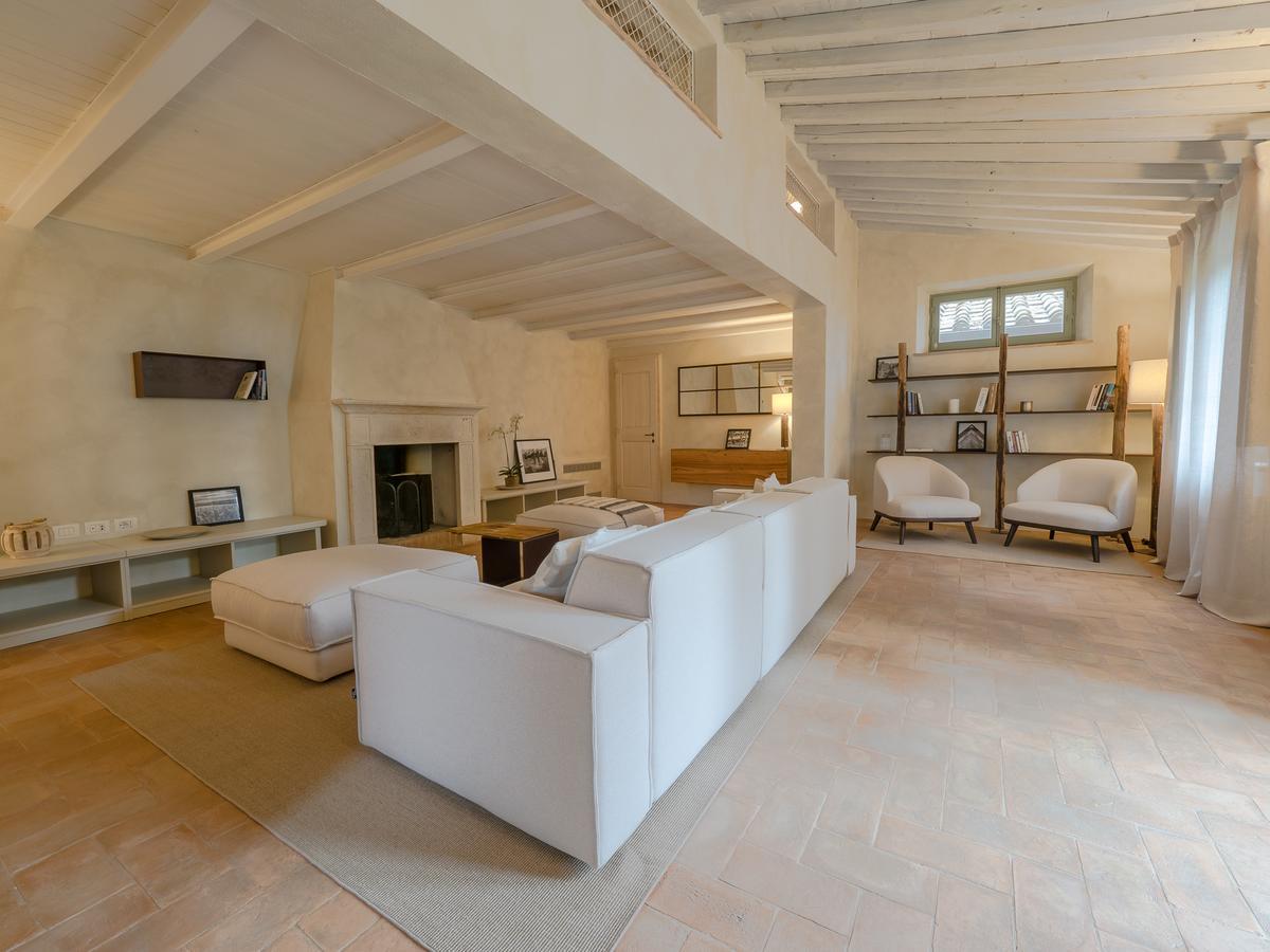 Argiano Dimore Wine Relais Bagian luar foto